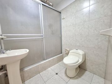Venta de linda casa amoblada en Balneario San Bartolo