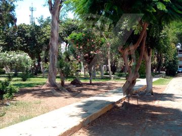 AMPLIA Y LINDA CASA FRENTE A PARQUE EN URBANIZACIÓN PACÍFICO EN ZONA PRIVADA CON VIGILANCIA 24/7