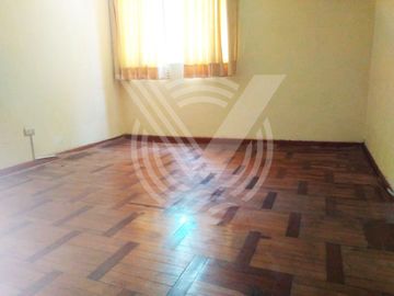 AMPLIA Y LINDA CASA FRENTE A PARQUE EN URBANIZACIÓN PACÍFICO EN ZONA PRIVADA CON VIGILANCIA 24/7