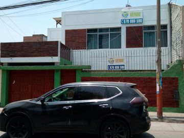 AMPLIA Y LINDA CASA FRENTE A PARQUE EN URBANIZACIÓN PACÍFICO EN ZONA PRIVADA CON VIGILANCIA 24/7