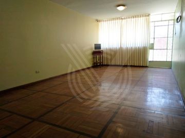 AMPLIA Y LINDA CASA FRENTE A PARQUE EN URBANIZACIÓN PACÍFICO EN ZONA PRIVADA CON VIGILANCIA 24/7