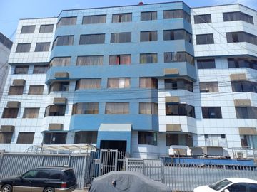 ALQUILO AMPLIO DEPARTAMENTO EN URB. BARRIO MEDICO EN SURQUILLO