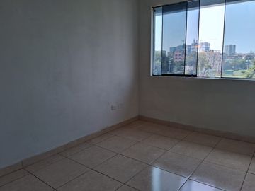 ALQUILO AMPLIO DEPARTAMENTO EN URB. BARRIO MEDICO EN SURQUILLO