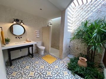 CASA AMUEBLADA A 2 CUADRAS DE PASEO MONTEJO EN MÉRIDA