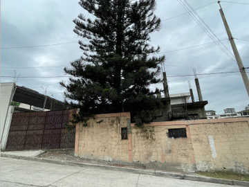 Venta Terreno con Casa en Construcción - Santa Cecilia