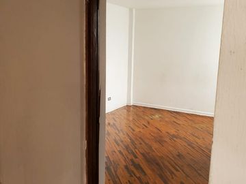 Oportunidad En Magdalena: Departamento De 2 Dorm., Buena Zona Y Excelente Precio