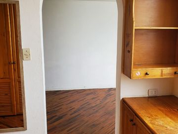 Oportunidad En Magdalena: Departamento De 2 Dorm., Buena Zona Y Excelente Precio