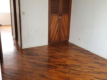 Oportunidad En Magdalena: Departamento De 2 Dorm., Buena Zona Y Excelente Precio
