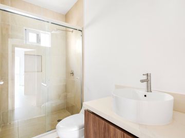 📍 Palmitos Residencial – Penthouse con rooftop y vista al Pacífico 🌅🏡