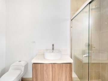 📍 Palmitos Residencial – Penthouse con rooftop y vista al Pacífico 🌅🏡