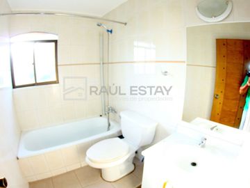 VENDEMOS casa en exclusivo Condominio