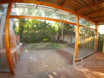 VENDEMOS casa en exclusivo Condominio