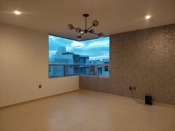 CASA EN VENTA EN CLAUSTROS DE LAS MISIONES 2, CENTRO SUR/ QUERÉTARO