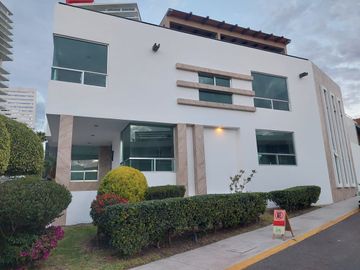 CASA EN VENTA EN CLAUSTROS DE LAS MISIONES 2, CENTRO SUR/ QUERÉTARO