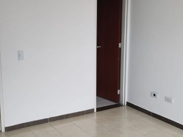 APARTAMENTO 4 PISO EN  LA FLORA