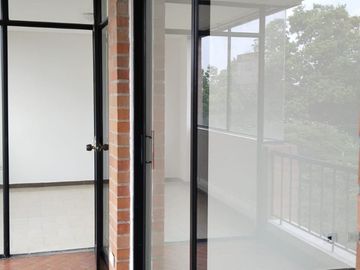 APARTAMENTO 4 PISO EN  LA FLORA