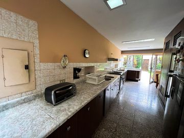 VENTA CASA EN MANUEL AUGUSTO OLAECHEA – EL ROSEDAL – MIRAFLORES