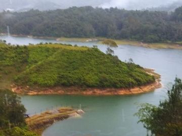 VENTA ECOHOTEL, GUATAPE, ANTIOQUIA
