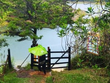 VENTA ECOHOTEL, GUATAPE, ANTIOQUIA