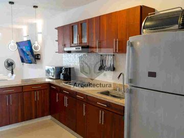 ESPECTACULAR CASA DE DESCANSO, REMODELADA EN GIRARDOT