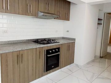 AMPLIO DUPLEX DE ENSUEÑO CON ACCESO DIRECTO EN MAGDALENA DEL MAR 9.2.3.1.8.2.3----.