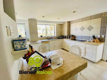 2 en 1: Oportunidad única de inversión en Acapulco Diamante con acceso a la playa y amenidades premium 💰🌊