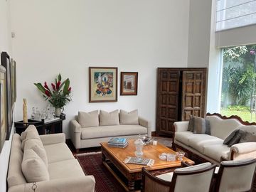 VENTA DE CASA EN CONDOMINO EL LA MOLINA