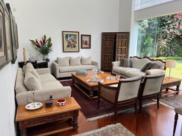 VENTA DE CASA EN CONDOMINO EL LA MOLINA