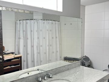 VENTA DE CASA EN CONDOMINO EL LA MOLINA