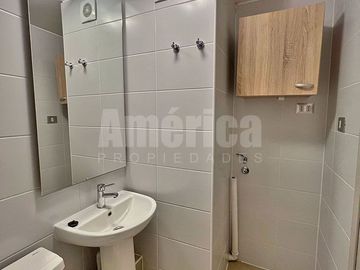 ¡Impecable 2D/2B con Terraza y Amenidades Top a Pasos del Metro Macul!