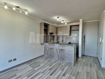¡Impecable 2D/2B con Terraza y Amenidades Top a Pasos del Metro Macul!