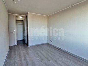 ¡Impecable 2D/2B con Terraza y Amenidades Top a Pasos del Metro Macul!