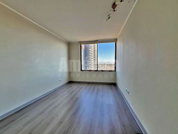 ¡Impecable 2D/2B con Terraza y Amenidades Top a Pasos del Metro Macul!
