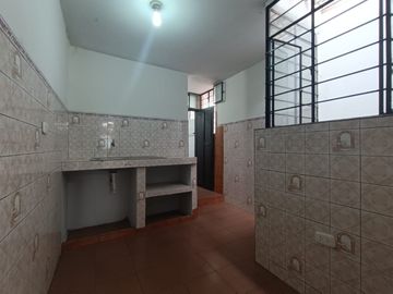 Se alquila departamento en San Martin de Porres