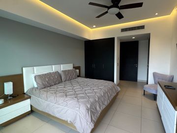 Departamento de lujo en venta en Icon, Puerto Vallarta.