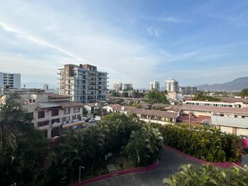 Departamento de lujo en venta en Icon, Puerto Vallarta.