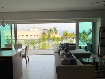 Departamento de lujo en venta en Icon, Puerto Vallarta.