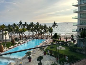 Departamento de lujo en venta en Icon, Puerto Vallarta.