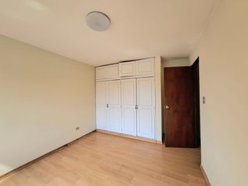 Venta de Hermosa Casa en Surco
