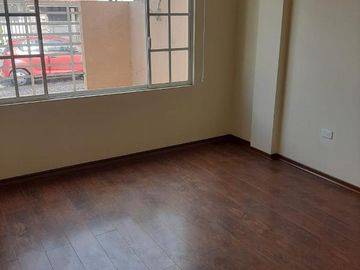 CASA EN VENTA CONJUNTO OASIS DE LA HACIENDA, SANGOLQUI