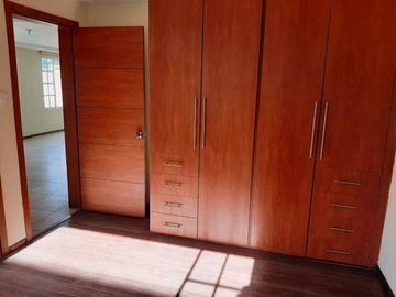 CASA EN VENTA CONJUNTO OASIS DE LA HACIENDA, SANGOLQUI
