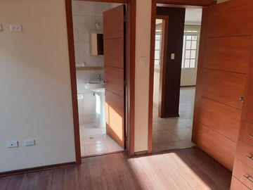 CASA EN VENTA CONJUNTO OASIS DE LA HACIENDA, SANGOLQUI