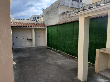 CASA EN VENTA CONJUNTO OASIS DE LA HACIENDA, SANGOLQUI