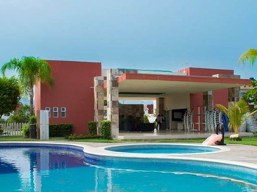CASA EN VENTA EN COL. REAL IXTAPA (BANUS), PUERTO VALLARTA, JALISCO