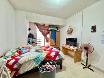 venta de casa en col Juan Pablo cerca de arboleda de jacarandás por periferico