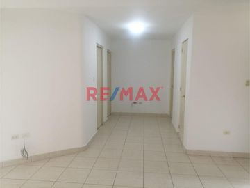Vendo Departamento Primer Piso, Tipo Casa