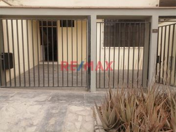 Vendo Departamento Primer Piso, Tipo Casa