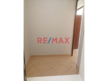 Vendo Departamento Primer Piso, Tipo Casa