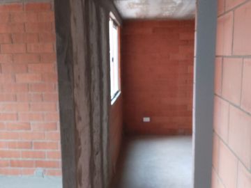 APARTAMENTO CONJUNTO PISTACHO OBRA GRIS