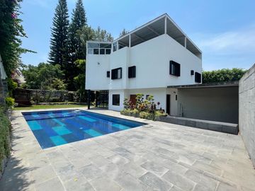 CASA EN RENTA SUMIYA